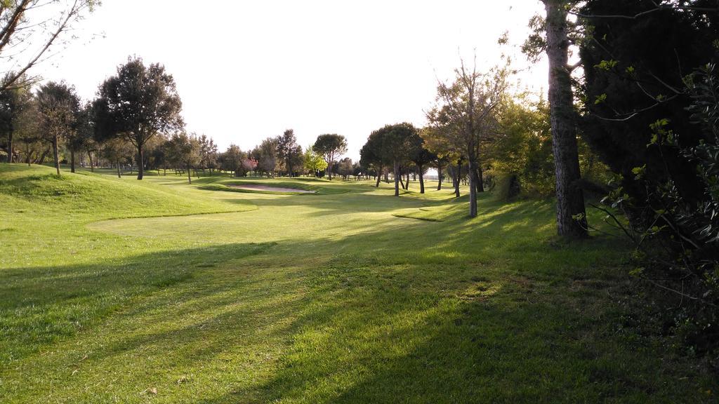 Hotel & Golf Ca La Caputxeta Castello d'Empuries Bagian luar foto